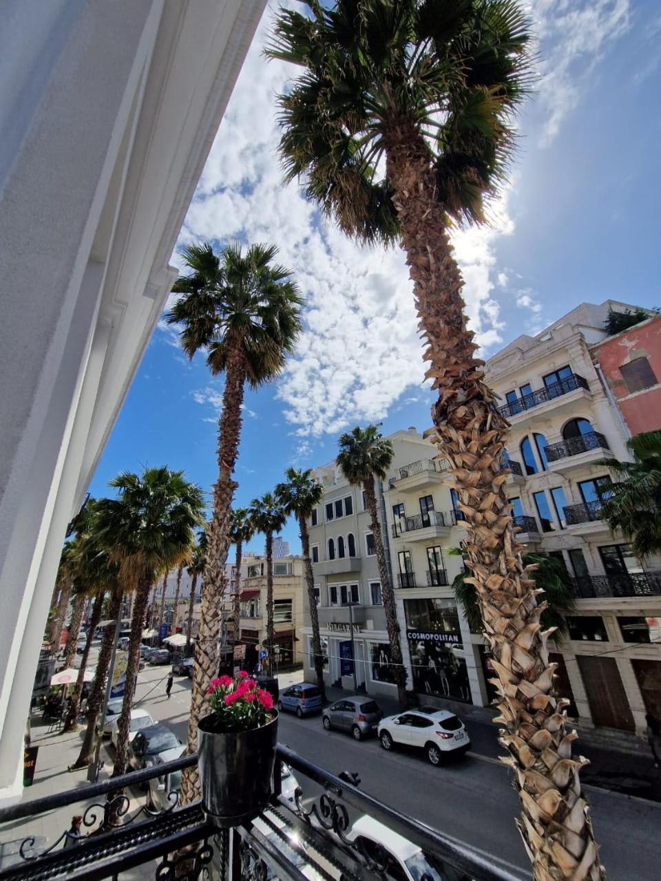 Santa Maria, Cerloj Hotel Durrës